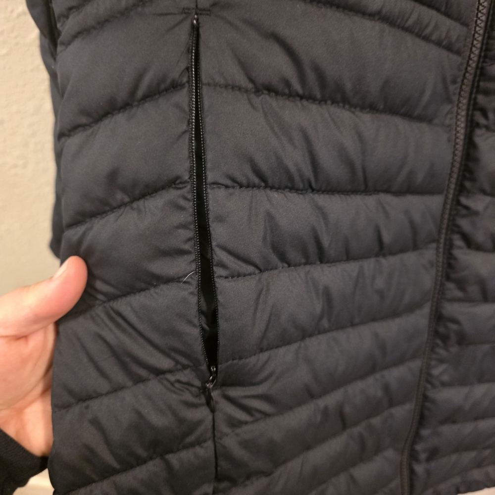 Women's Columbia Puffer Jacket - Picture 2 of 7